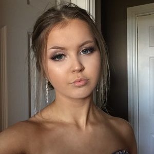 Meet your Posher, Kailey